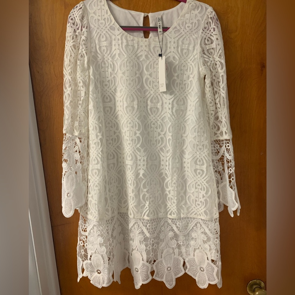 Cute White Lace Dress! Brand new with tags!